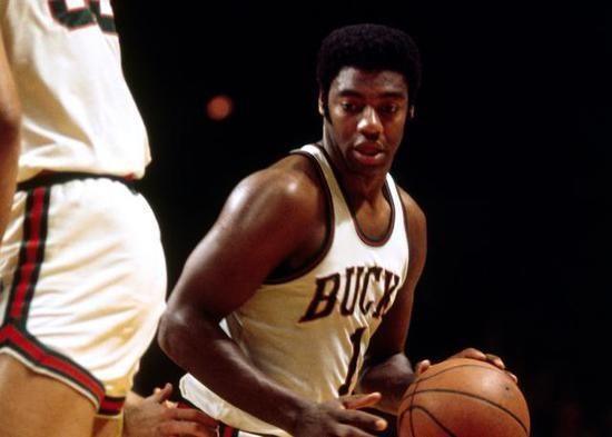 他们通过有 他们通过有