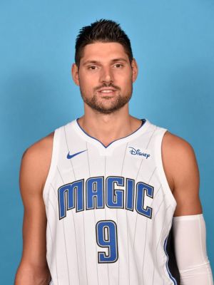 迫使其进入 迫使其进入